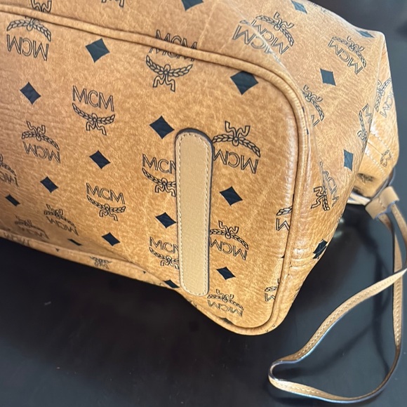MCM Cognac Visetos Tote Bag - Picture 4 of 8